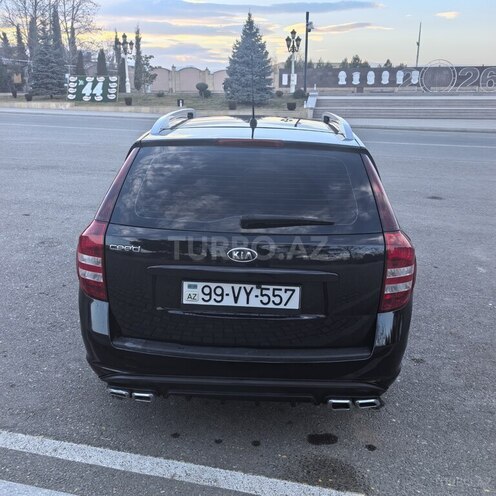 Kia  2008, 261,700 km - 1.4 l - Gəncə