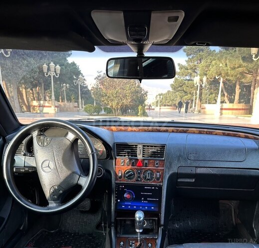 Mercedes C 240 1998, 332,000 km - 2.6 л - Bakı