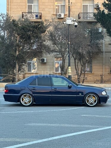Mercedes C 240 1998, 332,000 km - 2.6 л - Bakı