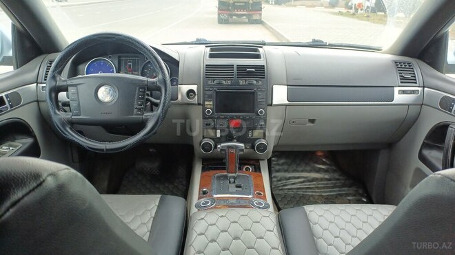 Volkswagen Touareg-7
