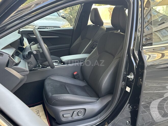 Toyota Camry 2024, 35,000 km - 2.0 л - Bakı
