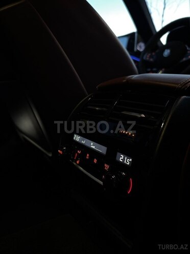 BMW M5 2018, 83,000 km - 4.4 l - Bakı