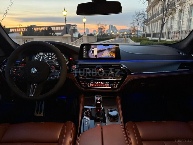 BMW M5 2018, 83,000 km - 4.4 l - Bakı