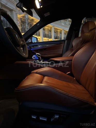 BMW M5 2018, 83,000 km - 4.4 l - Bakı