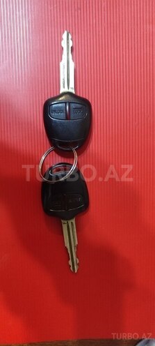 Mitsubishi Pajero 2007, 239,123 km - 3.0 l - Bakı
