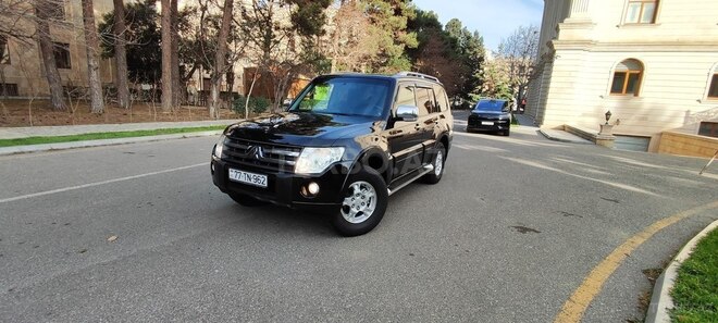 Mitsubishi Pajero 2007, 239,123 km - 3.0 l - Bakı