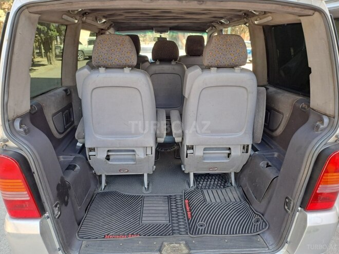 Mercedes Vito 110 CDI-12