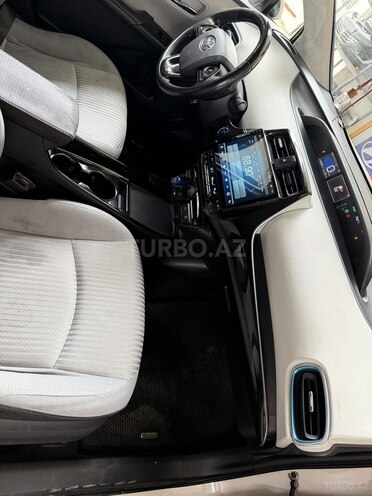 Toyota Prius 2019, 220,000 km - 1.8 l - Bakı