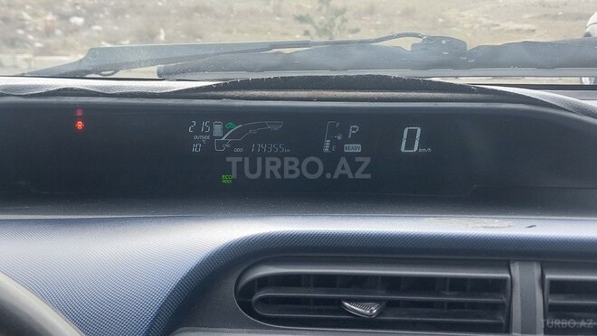Toyota Aqua 2017, 174,500 km - 1.5 l - Bakı