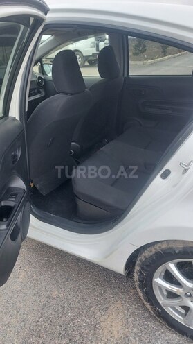Toyota Aqua 2017, 174,500 km - 1.5 l - Bakı