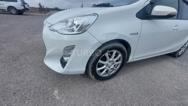 Toyota Aqua 2017, 174,500 km - 1.5 l - Bakı