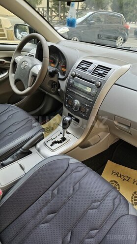 Toyota Corolla 2010, 201,202 km - 1.8 l - Bakı