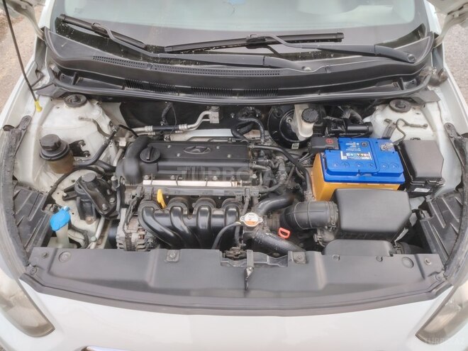 Hyundai Accent 2012, 228,000 km - 1.6 л - Sumqayıt