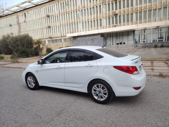 Hyundai Accent 2012, 228,000 km - 1.6 л - Sumqayıt