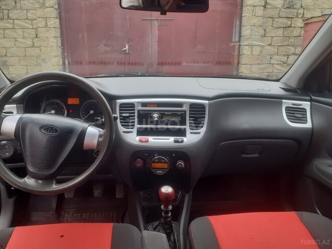 Kia Rio 2005, 510,000 km - 1.5 l - Biləsuvar