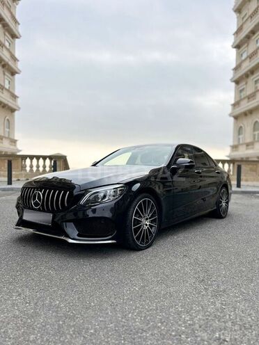Mercedes C 300 4MATIC 2015, 130,000 km - 2.0 l - Bakı
