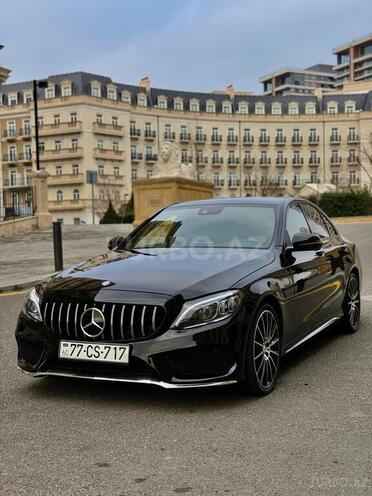 Mercedes C 300 4MATIC 2015, 130,000 km - 2.0 l - Bakı