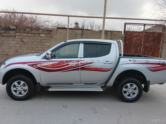 Mitsubishi L200 2008, 234,925 km - 2.5 л - Bakı
