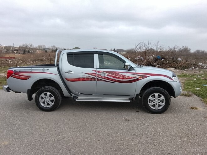 Mitsubishi L200 2008, 234,925 km - 2.5 л - Bakı