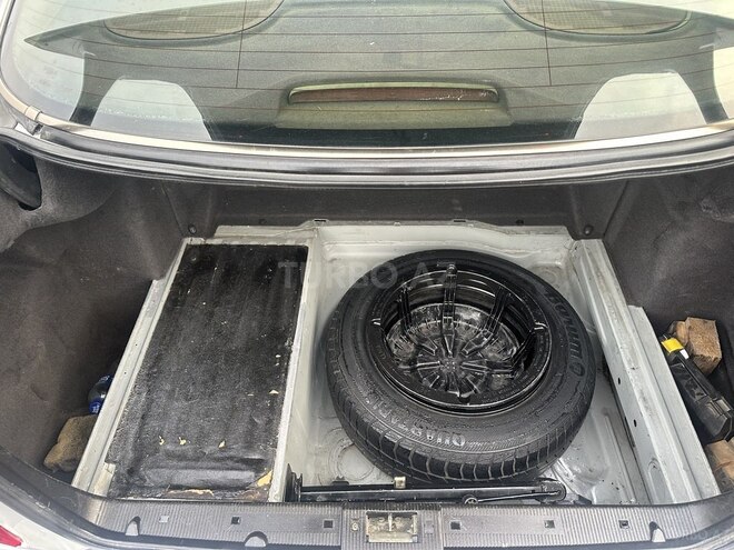 Mercedes E 240 1999, 390,247 km - 2.4 l - Bakı