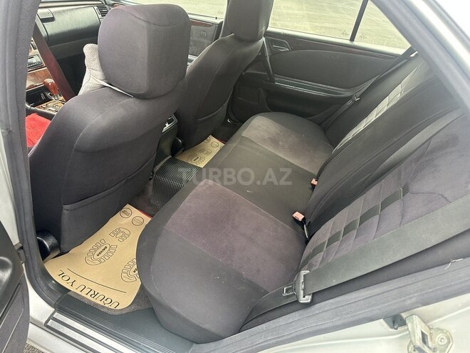 Mercedes E 240 1999, 390,247 km - 2.4 l - Bakı