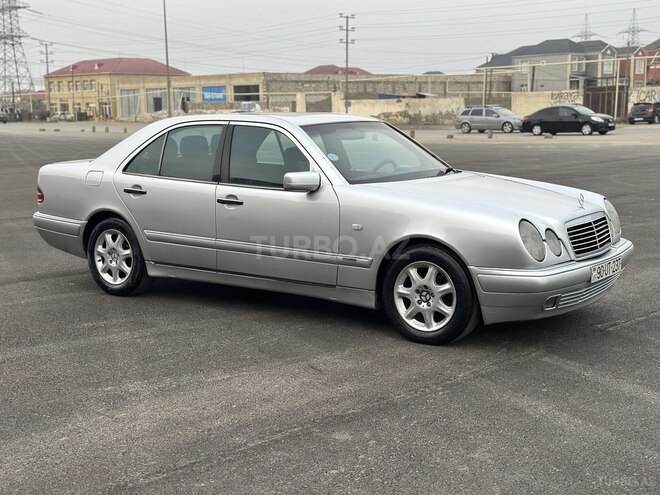 Mercedes E 240 1999, 390,247 km - 2.4 l - Bakı