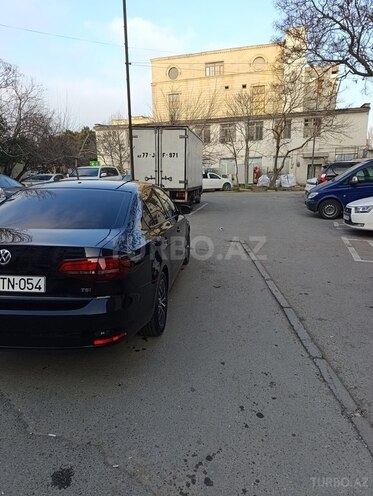 Volkswagen Jetta 2017, 115,873 km - 1.4 l - Bakı