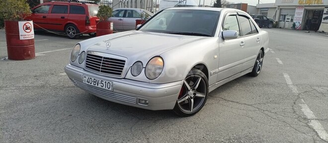 Mercedes E 280 1999, 20,005 km - 2.8 л - Sumqayıt