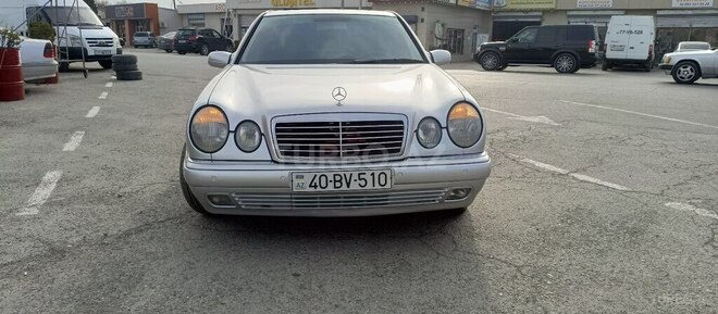 Mercedes E 280 1999, 20,005 km - 2.8 л - Sumqayıt