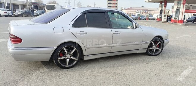 Mercedes E 280 1999, 20,005 km - 2.8 л - Sumqayıt
