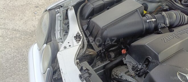 Mercedes E 280 1999, 20,005 km - 2.8 л - Sumqayıt