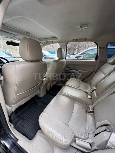 Mitsubishi Outlander 2008, 138,000 km - 3.0 l - Bakı