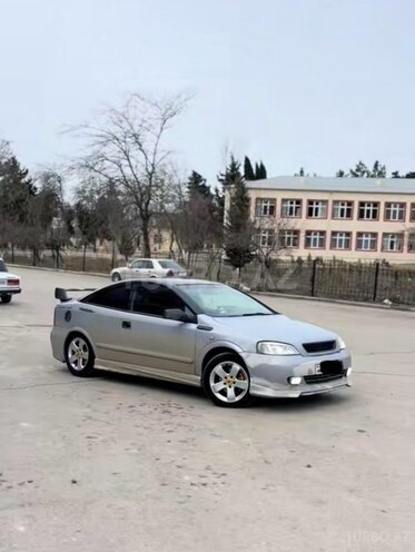 Opel Astra 2003, 224,000 km - 2.2 l - Şirvan