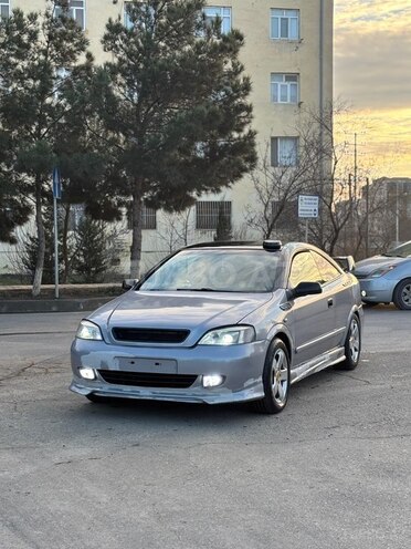 Opel Astra 2003, 224,000 km - 2.2 l - Şirvan