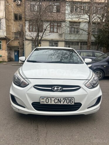 Hyundai Accent 2015, 301,000 km - 1.6 л - Bakı