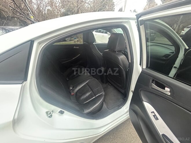 Hyundai Accent 2015, 301,000 km - 1.6 л - Bakı