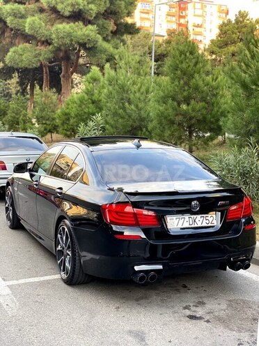BMW 528-2