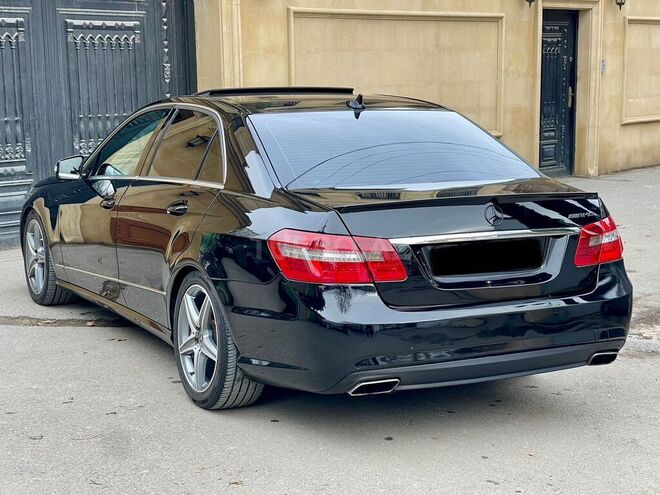 Mercedes E 220-5