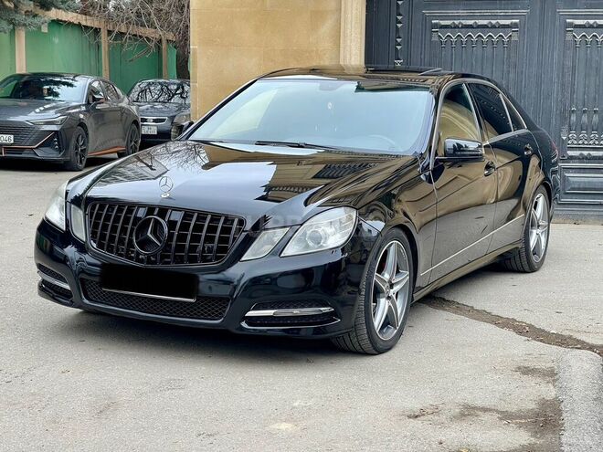 Mercedes E 220-4