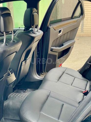 Mercedes E 220-10