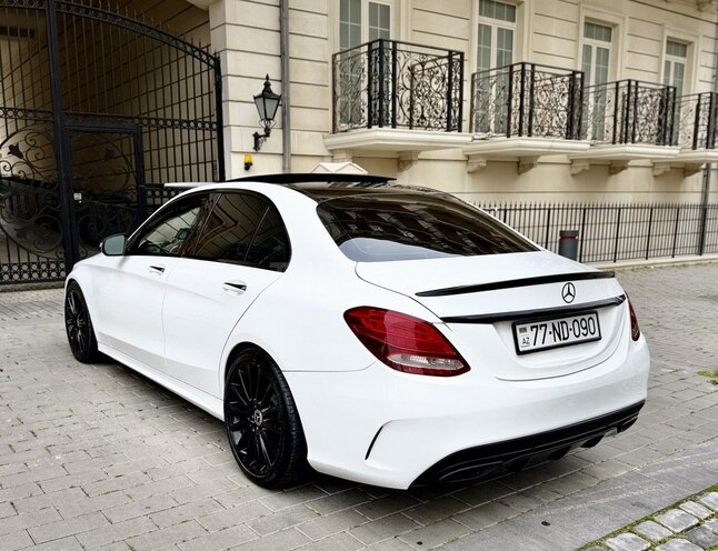 Mercedes C 300 2017, 193,000 km - 2.0 л - Bakı