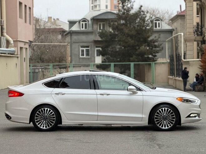 Ford Fusion (North America) 2018, 137,000 km - 2.0 л - Bakı