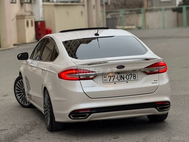Ford Fusion (North America) 2018, 137,000 km - 2.0 л - Bakı