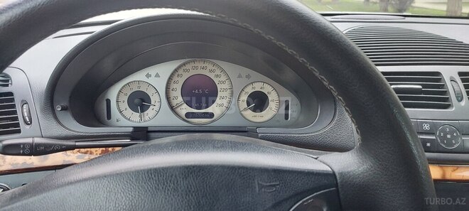 Mercedes E 240 2002, 280,000 km - 2.6 l - Bakı