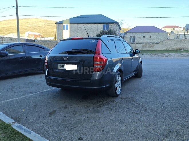 Kia  2009, 180,000 km - 1.4 l - Bakı