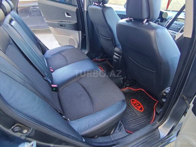 Kia  2009, 180,000 km - 1.4 l - Bakı