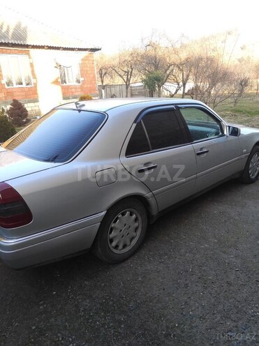 Mercedes C 220 1996, 395,000 km - 2.2 л - Zaqatala