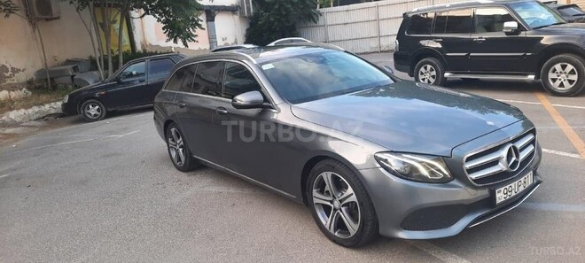 Mercedes E 220 d 2016, 330,000 km - 2.0 l - Bakı