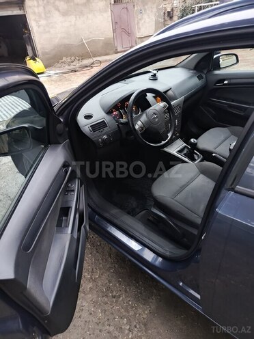 Opel Astra 2006, 330,000 km - 1.3 l - Bakı