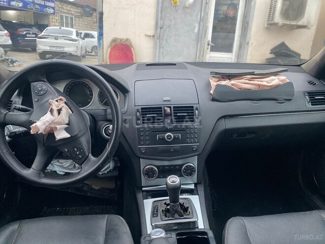 Mercedes C 250 2008, 140,000 km - 2.5 л - Bakı